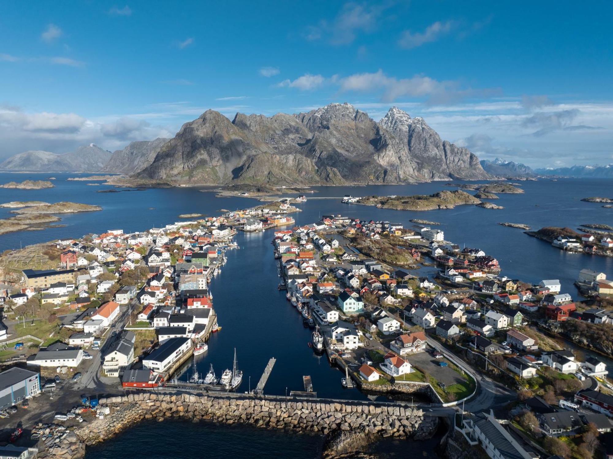 New And Modern Apartment In Henningsvær Exteriör bild